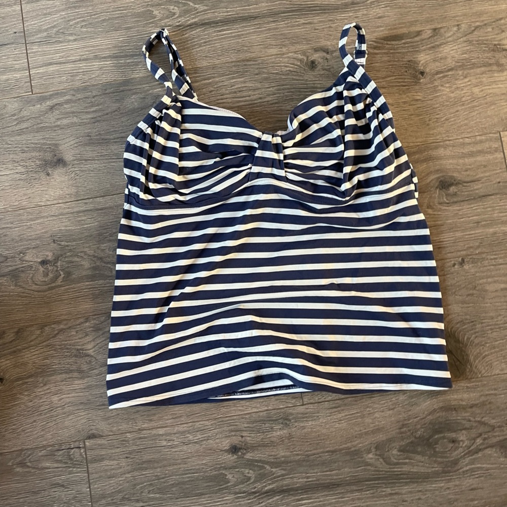 Lands End tankini top